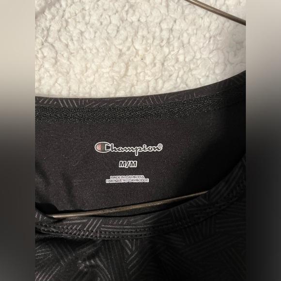 NWOT Champion t-shirt - Picture 3 of 4